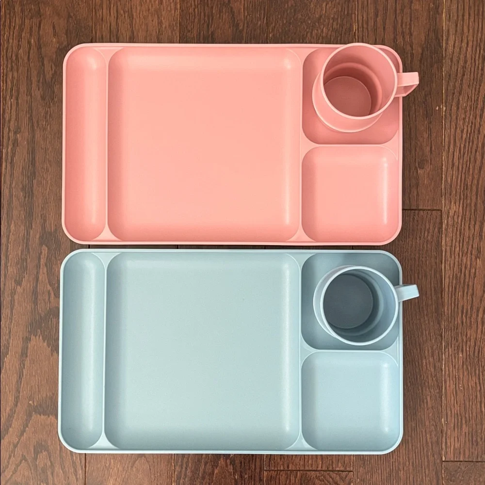 Vintage Tupperware divided trays and matching cups